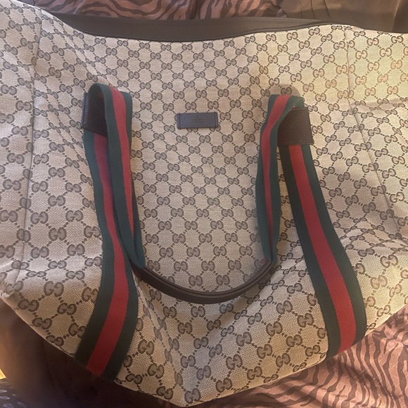AUTHENTIC Unisex Gucci Oversized Duffle/Tote Bag! - Picture 2 of 11